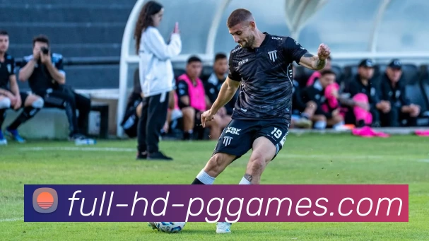 恒熙足球引领新时代足球潮流助力青少年成长与发展